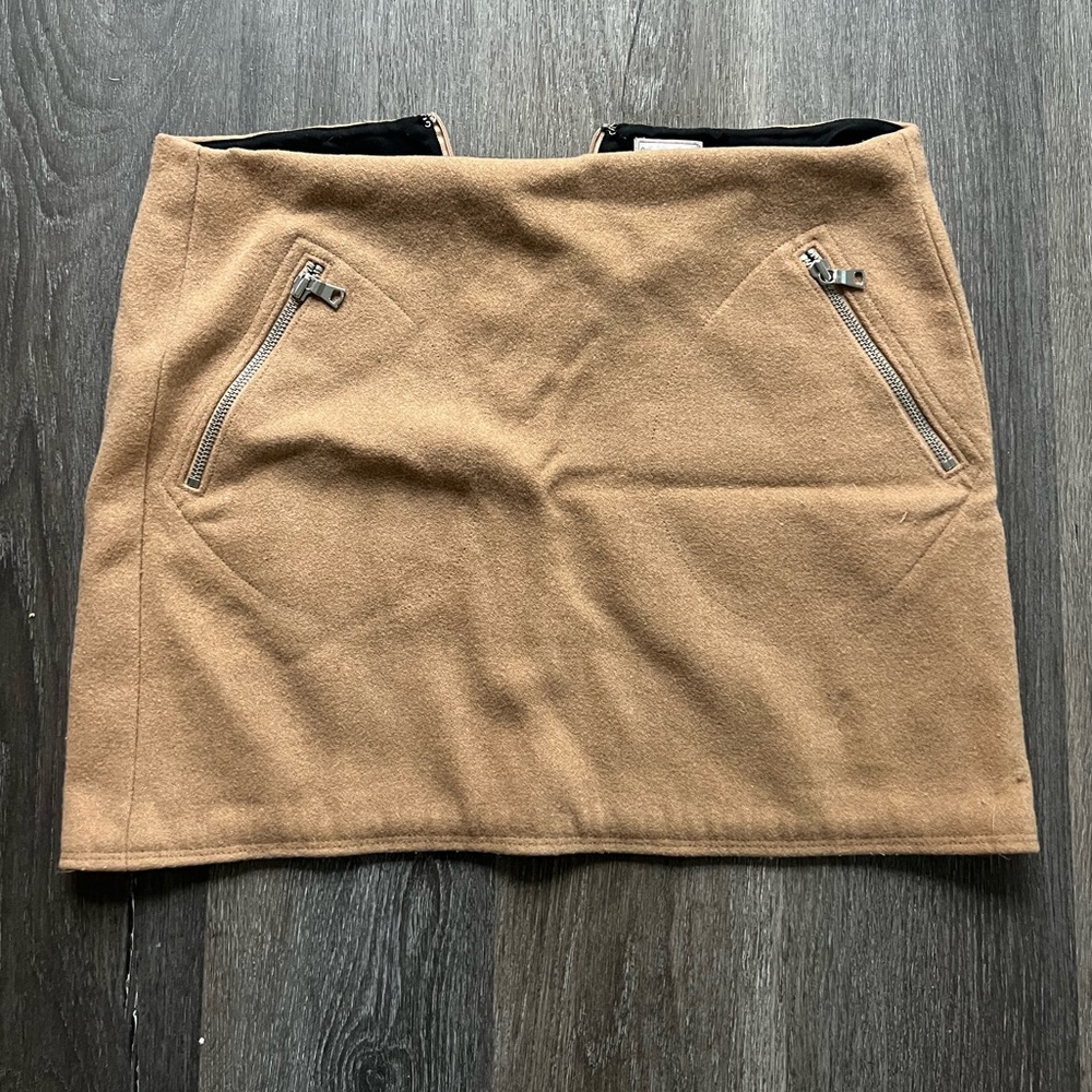 Gap wool tan mini skirt Sz 4